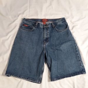 CHAPS Men's denim/jean shorts waist 34